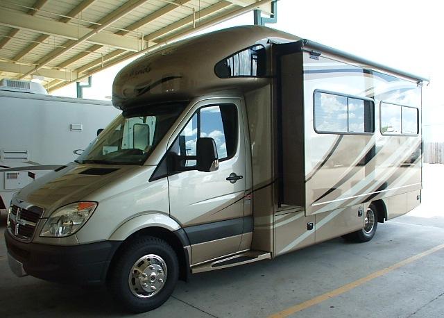 New 2010 Fourwinds Four Winds Siesta 24SB Class C For Sale